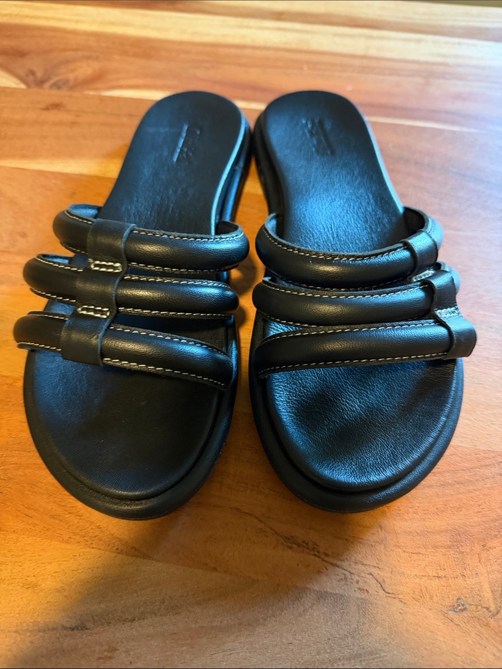 Olukai Sandals 7